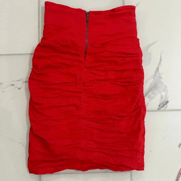 Nicole Miller Atelier Coral Pink Satin Tight Pencil Skirt Ruched Size 6 Holiday - Picture 5 of 8